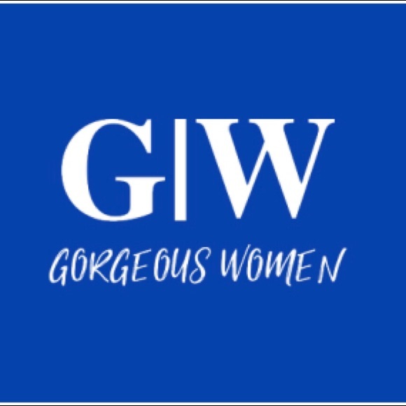 Meet your Posher, Gwendolyn - Picture 3 of 16